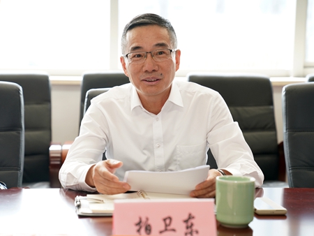 【20240929】嘉通集團(tuán)與城南街道簽約地塊合作開發(fā)項(xiàng)目，嘉通集團(tuán)黨委書記、董事長柏衛(wèi)東（李阿梅攝）.jpg